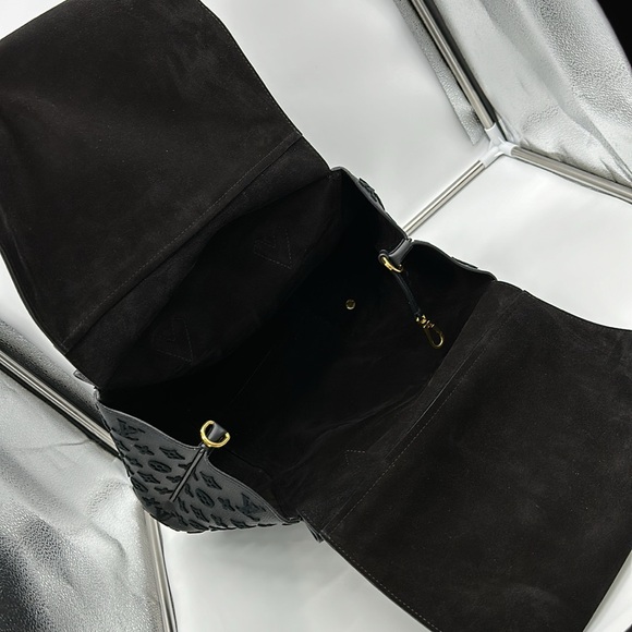 Louis Vuitton Black Leather Veau Cachemire Handbag - Picture 12 of 16